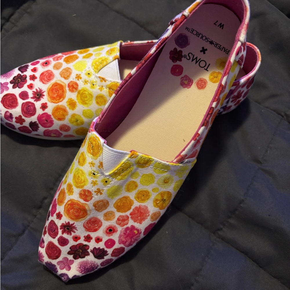 TOMS x Paper Source Multicolor Floral Slip-Ons